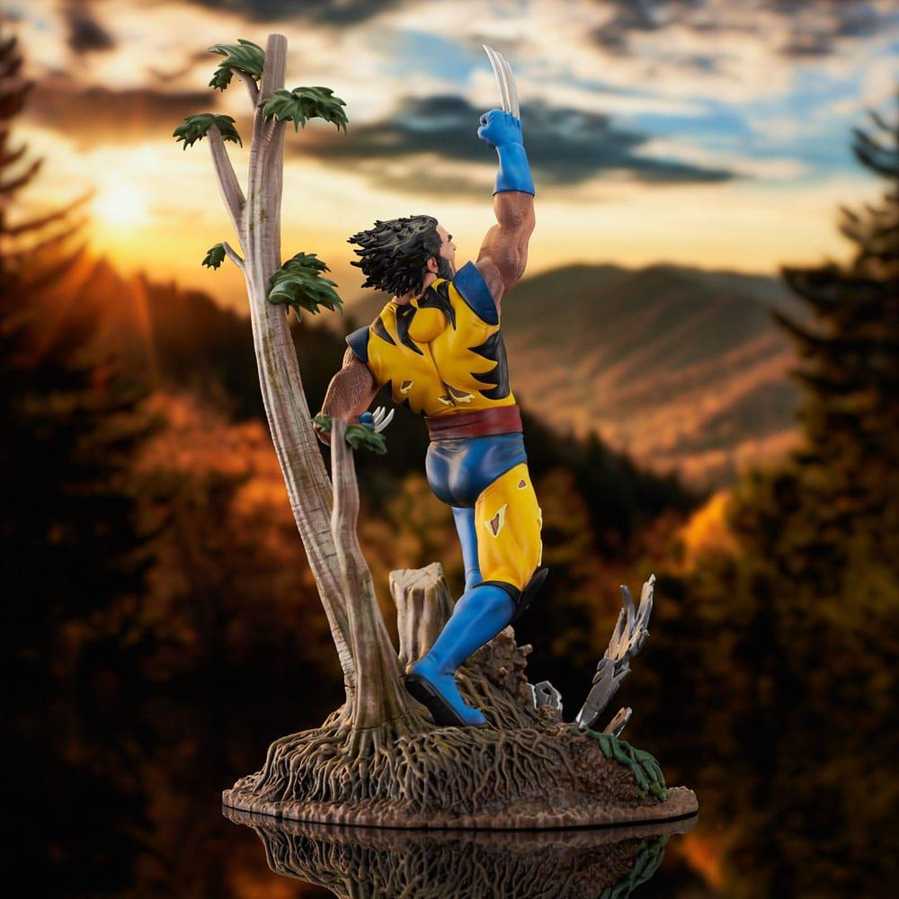 MARVEL - 90's Comic Wolverine - Diorama Marvel Gallery 28cm