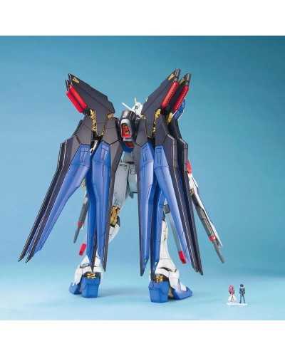 MG ZGMF-X20A Strike Freedom Gundam 1/100 - Bandai | TanukiNerd.it