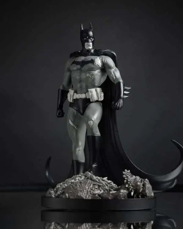 [PREORDINE] Statua Batman Black & White by Bjorn Barends - DC Direct