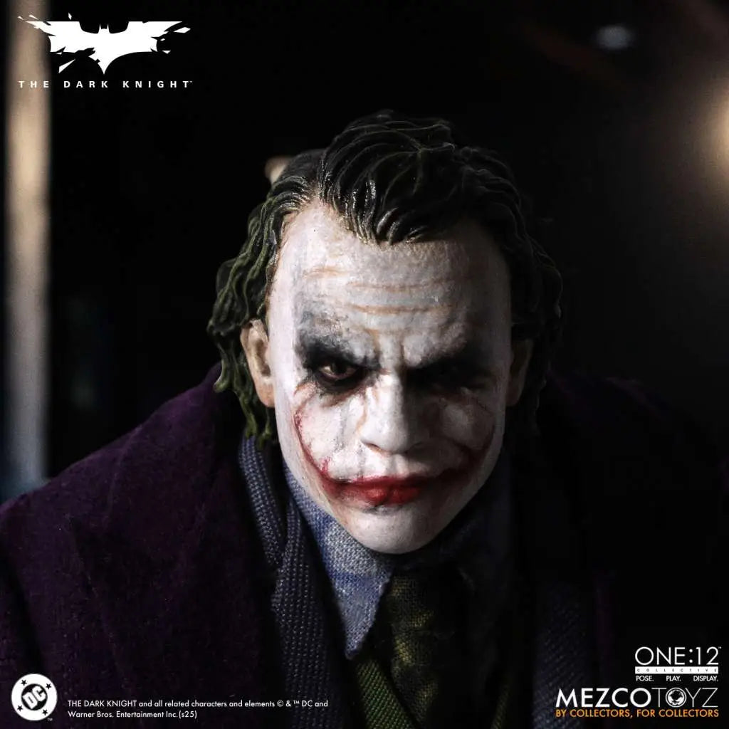 [PREORDINE] The Dark Knight Joker One:12 Collective Action Figure Mezco