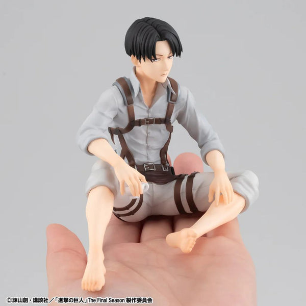 [PREORDINE] ATTACK ON TITAN: Statua G.E.M. Palm Size Capitano Levi Ackerman