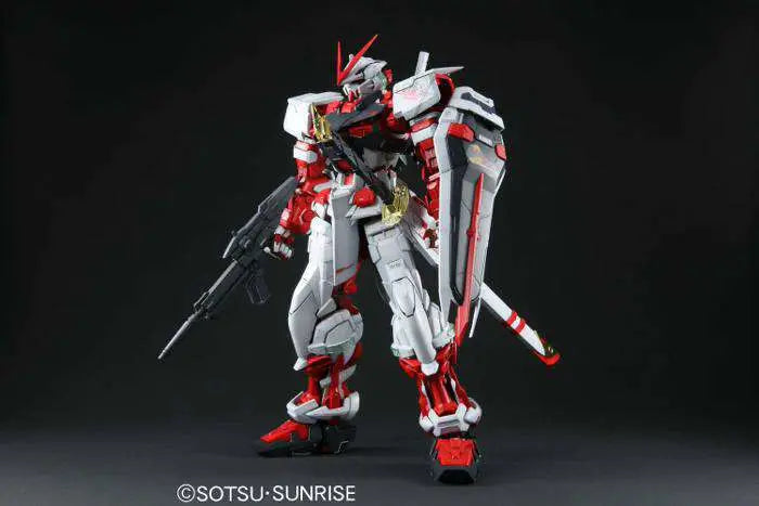 [PREORDINE] PG GUNDAM ASTRAY RED FRAME 1/60 - Model Kit Bandai Gunpla