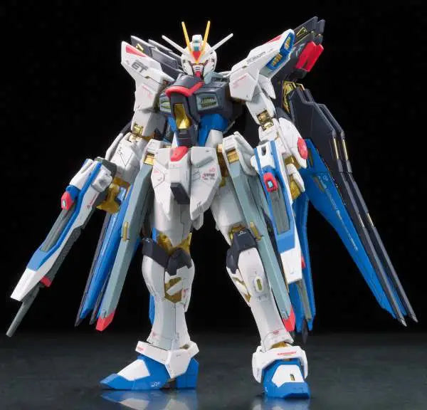 [PREORDINE] RG Gundam Strike Freedom ZGMF-X20A 1/144 - Model Kit Bandai