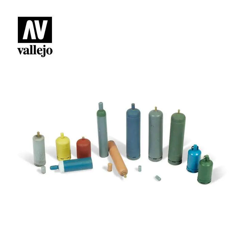 [PREORDINE] Vallejo Scenics Modern Gas Bottles SC209 - Accessori 1/35