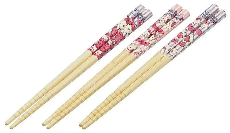 [PREORDINE] Hello Kitty Set 3 Bacchette in Bambù