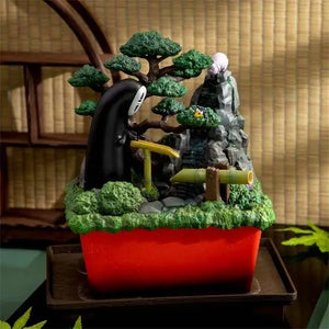 [PREORDINE] Spirited Away: Diorama Giardino Acquatico Bonsai Senza Volto