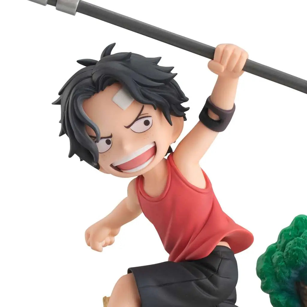 [PREORDINE] One Piece GEM Portgas D. Ace Run Run Run Statua - Megahouse