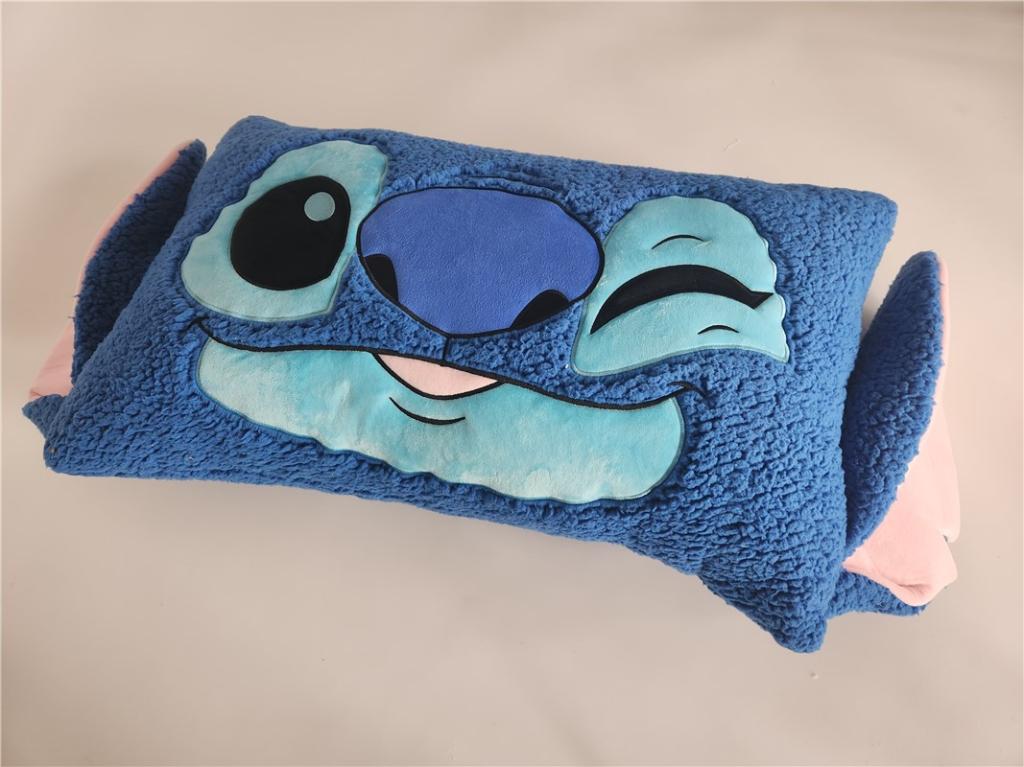 [PREORDER] LILO & STITCH - Stitch - Sherpa Cushion 75x45cm