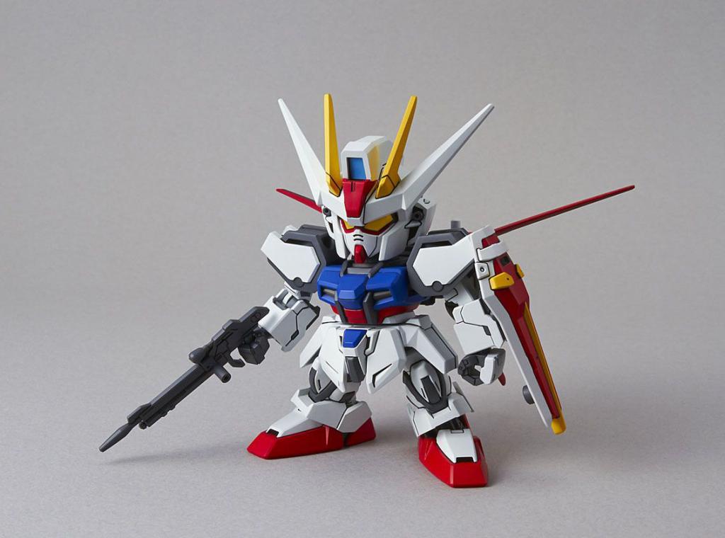 GUNDAM - Model Kit - Super Deformed EX - Aile Strike - 8 CM