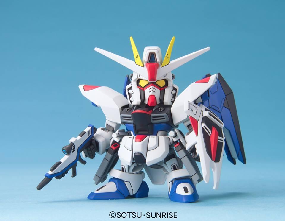GUNDAM - BB257 Freedom Gundam - Model Kit