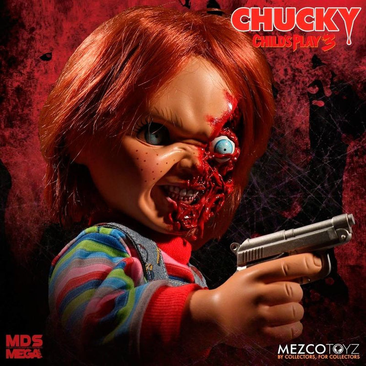 Chucky - Action Figure Parlante 38cm - Mezco Toys - MEZCO TOYZ - Model Kit