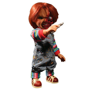 Chucky - Action Figure Parlante 38cm - Mezco Toys - MEZCO TOYZ - Model Kit