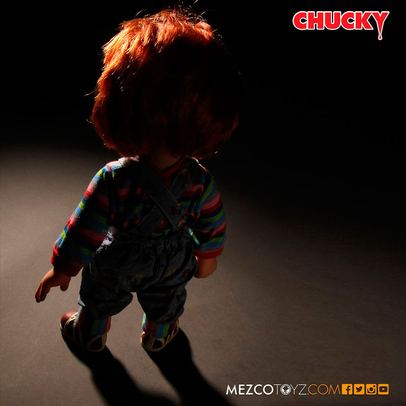 Chucky - Action Figure Parlante 38cm - Mezco Toys - MEZCO TOYZ - Model Kit