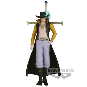Figura Dracule Mihawk The Shukko - One Piece - 16cm - BANPRESTO - Model Kit