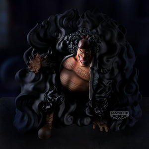 Action Figure Marshall D. Teach Black Hole - One Piece 15cm - BANPRESTO - Model Kit