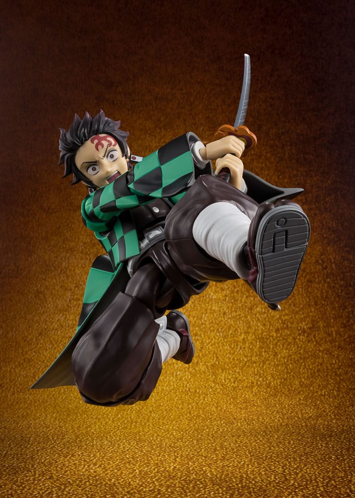 [PREORDINE] Demon Slayer: Kimetsu no Yaiba Action Figure Tanjiro Kamado - Battaglia Finale al Castello Infinito 14 cm - Bandai Tamashii Nations - Action figures