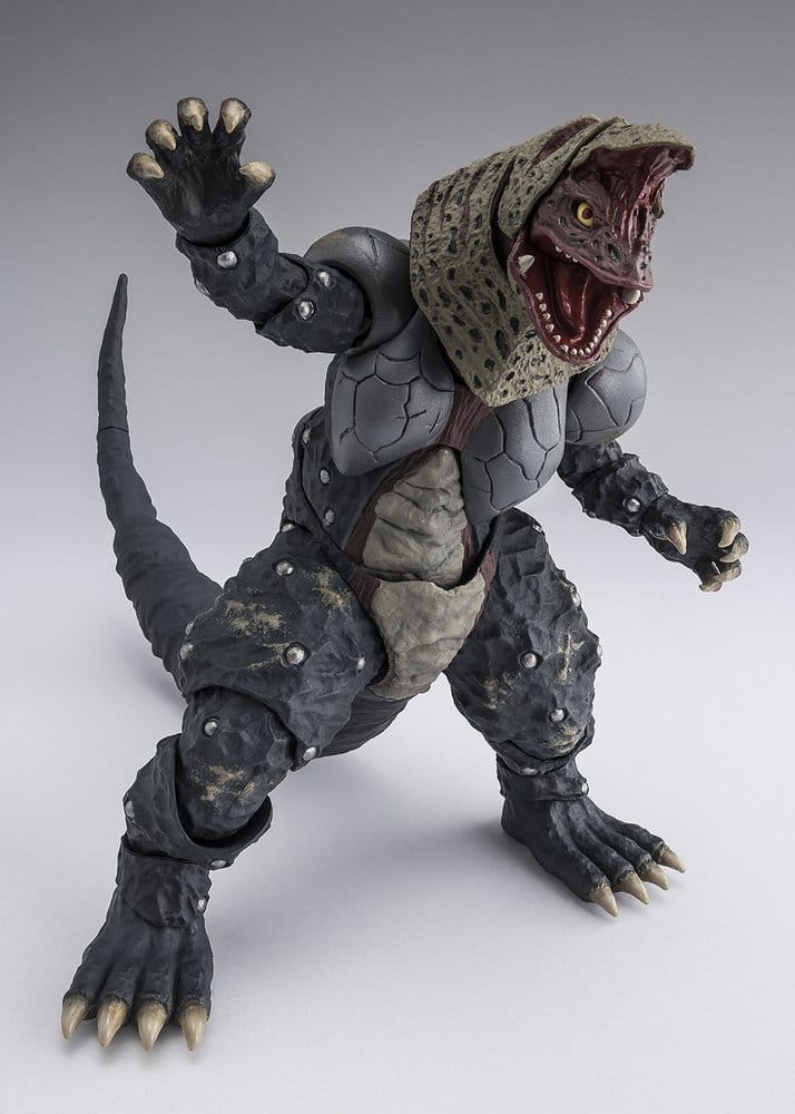 [PREORDINE] S.H.Figuarts Ultraman Golza 30th Anniversary Edition - Action Figure 15 cm - Bandai Tamashii Nations - Action figures
