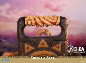 [PREORDINE] The Legend of Zelda: Breath of the Wild Statua 1/1 Sheikah Slate 24 cm - First 4 Figures - Statui 1/1 a grandezza naturale