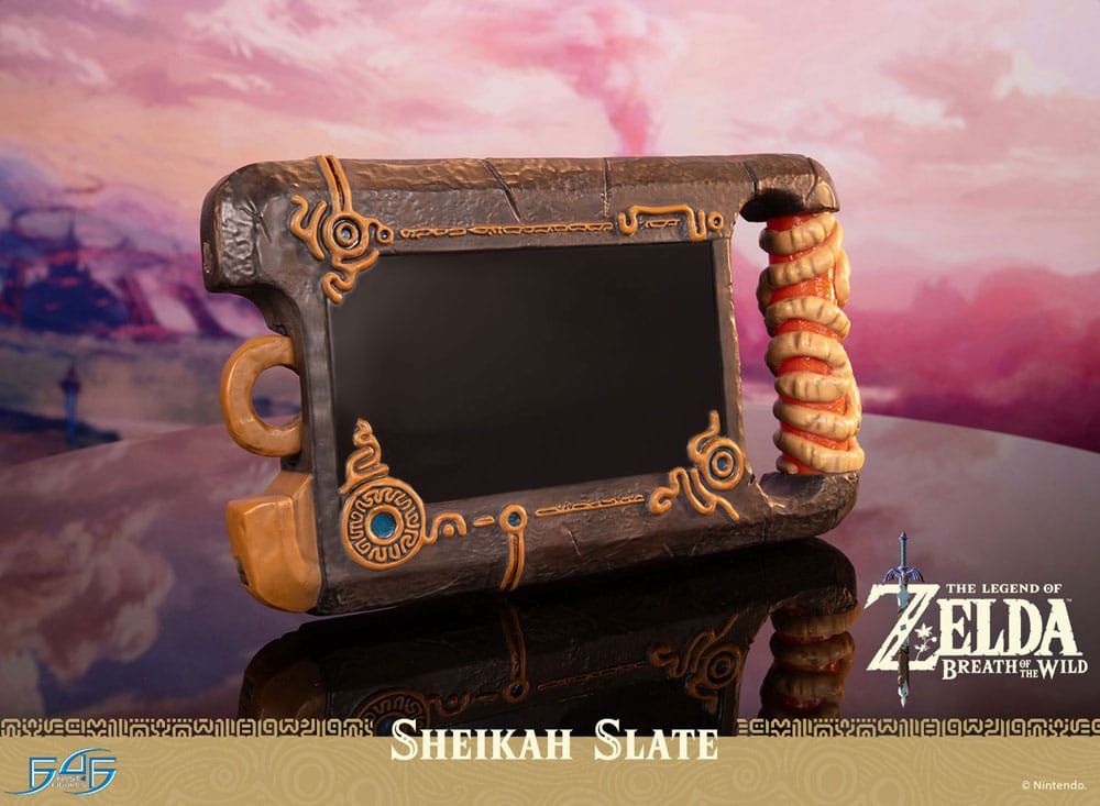 [PREORDINE] The Legend of Zelda: Breath of the Wild Statua 1/1 Sheikah Slate 24 cm - First 4 Figures - Statui 1/1 a grandezza naturale