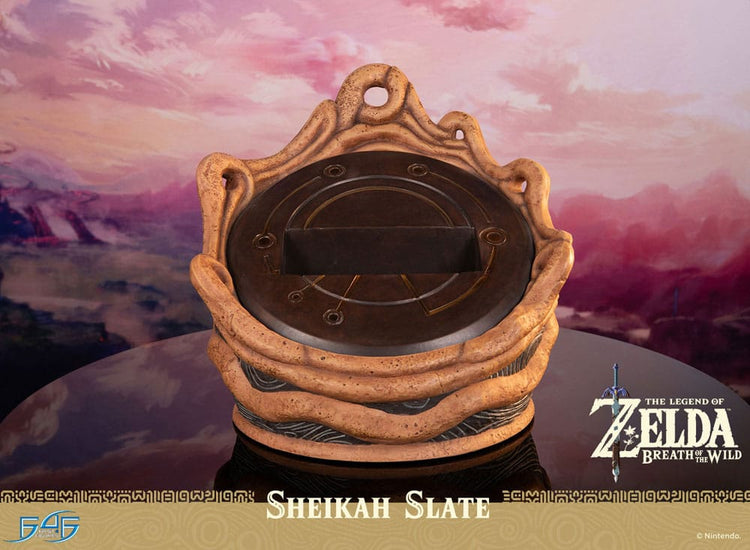 [PREORDINE] The Legend of Zelda: Breath of the Wild Statua 1/1 Sheikah Slate 24 cm - First 4 Figures - Statui 1/1 a grandezza naturale