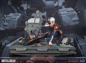 [PREORDINE] Metal Gear Solid Statua Cyborg Ninja (Gray Fox) 41 cm - First 4 Figures - Statue