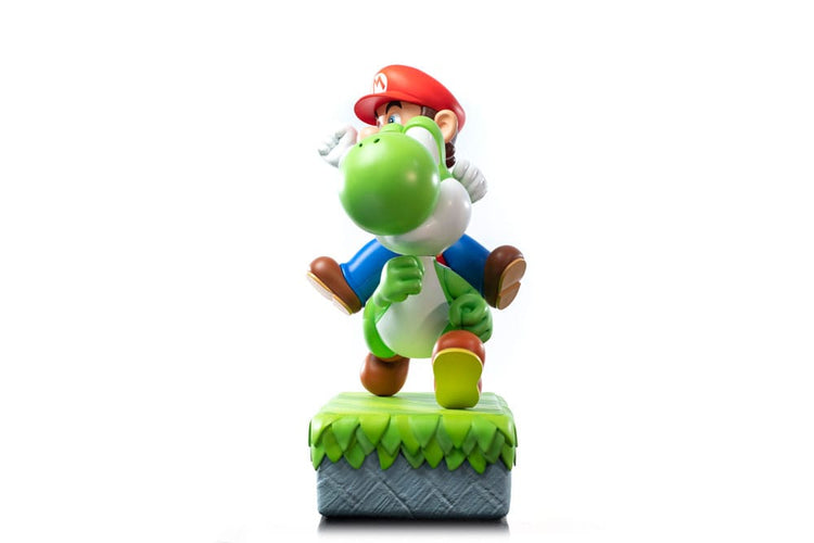 [PREORDINE] Statua Super Mario Mario & Yoshi 48 cm - First 4 Figures - Statue
