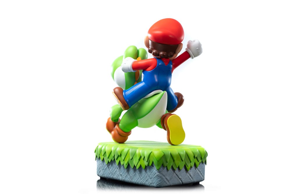 [PREORDINE] Statua Super Mario Mario & Yoshi 48 cm - First 4 Figures - Statue
