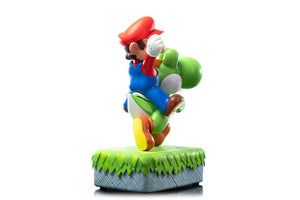 [PREORDINE] Statua Super Mario Mario & Yoshi 48 cm - First 4 Figures - Statue