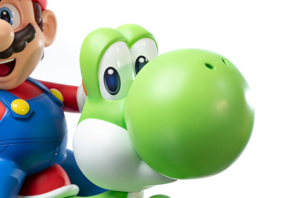 [PREORDINE] Statua Super Mario Mario & Yoshi 48 cm - First 4 Figures - Statue