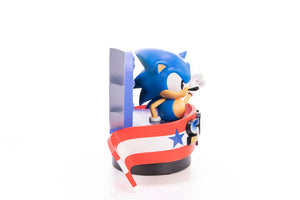 [PREORDINE] Statua Sonic the Hedgehog - Title Screen 21 cm - First 4 Figures - Statue
