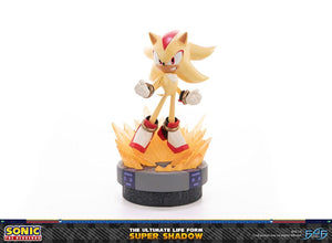 [PREORDINE] Sonic The Hedgehog Statua Super Shadow - Standard Edition 32 cm - First 4 Figures - Statue