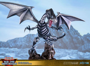 [PREORDINE] Statua Yu-Gi-Oh! Blue-Eyes White Dragon Silver Edition 35 cm - First 4 Figures - Statue
