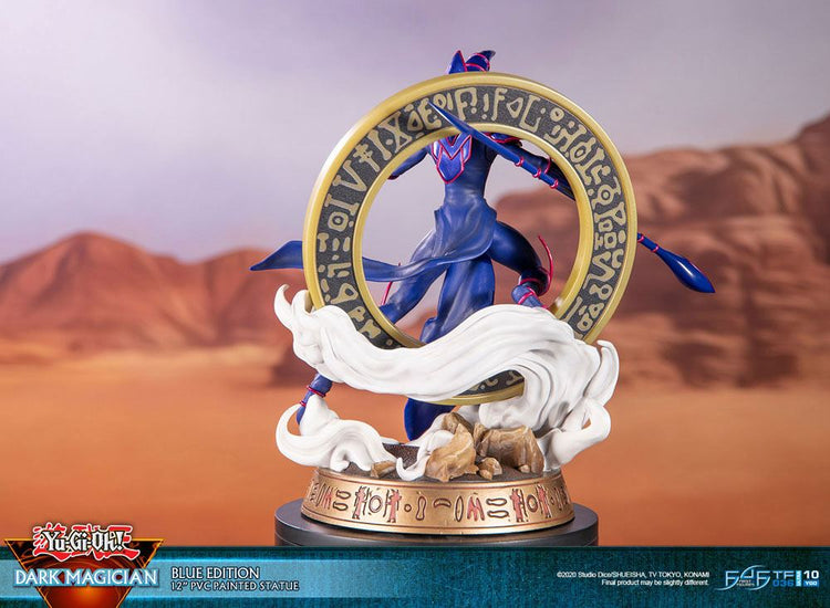 [PREORDINE] Statua Yu-Gi-Oh! Dark Magician - Blue Version 29 cm - First 4 Figures - Statue