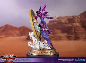 [PREORDINE] Statua Yu-Gi-Oh! Dark Magician Versione Viola 29 cm - First 4 Figures - Statue