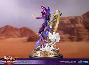 [PREORDINE] Statua Yu-Gi-Oh! Dark Magician Versione Viola 29 cm - First 4 Figures - Statue