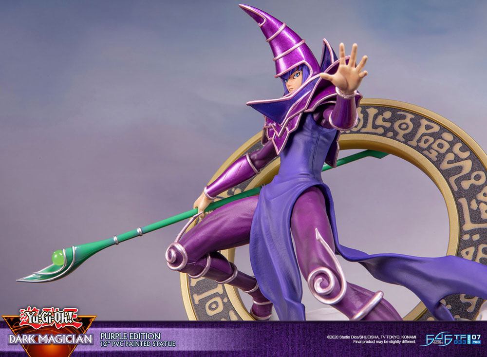 [PREORDINE] Statua Yu-Gi-Oh! Dark Magician Versione Viola 29 cm - First 4 Figures - Statue