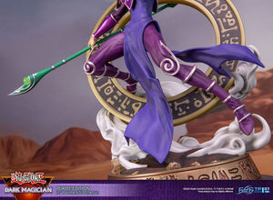 [PREORDINE] Statua Yu-Gi-Oh! Dark Magician Versione Viola 29 cm - First 4 Figures - Statue