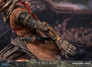 [PREORDINE] Statua Sekiro: Shadows Die Twice - Sekiro 32 cm - First 4 Figures - Statue