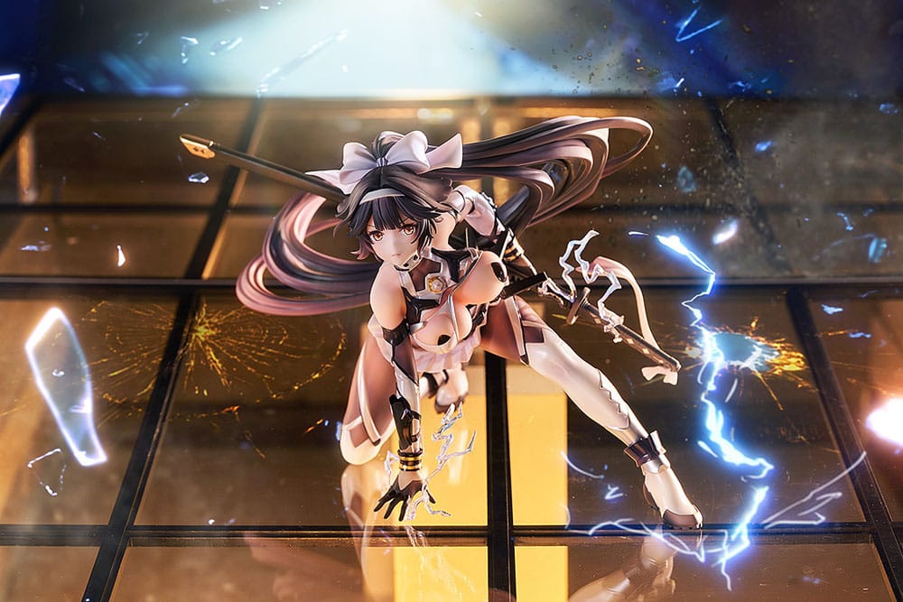 Statua Azur Lane Takao: Divine Exorcist's Blade 17cm - Good Smile Company - Statue