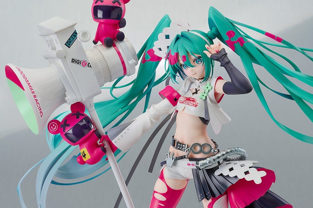 [PREORDINE] Hatsune Miku GT Project - Statua PVC 1/7 Racing Miku 2022 Ver. 28 cm - Good Smile Racing - Statue