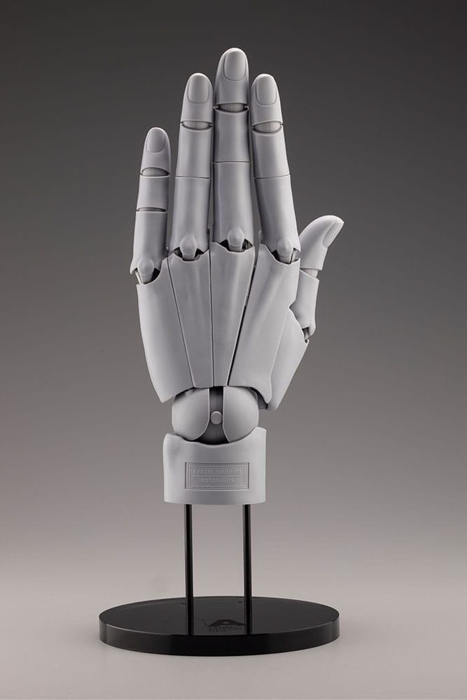 [PREORDINE] Modello Mano Takahiro Kagami 1/1 -Gray- 21 cm - Kotobukiya - Statue