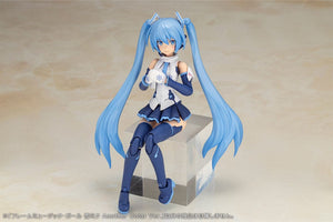 [PREORDINE] Frame Arms Girl x Hatsune Miku: Snow Miku Another Color Ver. Model Kit 15cm - Kotobukiya - Model kit