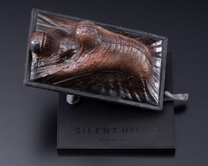 [PREORDINE] Silent Hill 2: Statua Abstract Daddy Oshi Works 15 cm - Kotobukiya - Statue