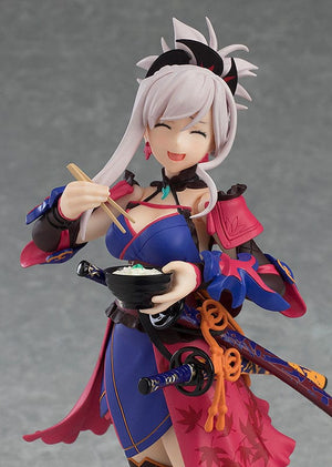 [PREORDINE] Action Figure Figma Fate/Grand Order: Saber/Miyamoto Musashi 14 cm - Max Factory - Action figures