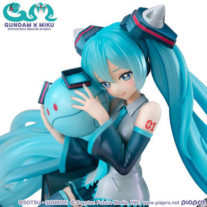 [PREORDINE] Mobile Suit Gundam x Hatsune Miku Statua Lucrea PVC 17 cm - 45° Anniversario - Megahouse - Statue
