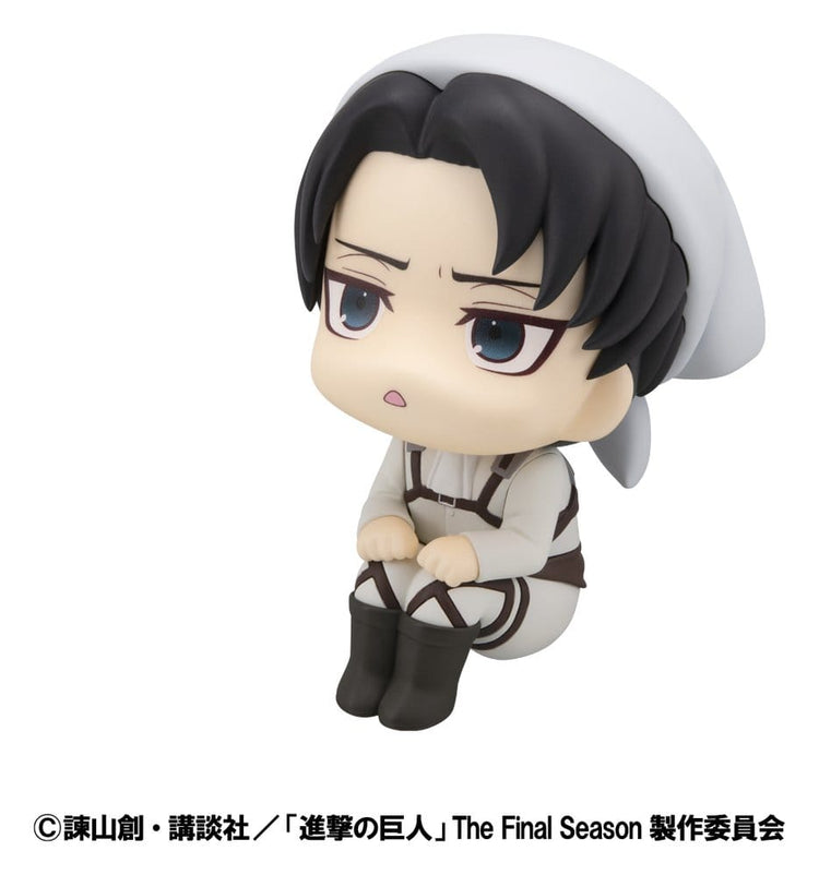 [PREORDINE] Attack on Titan Statua PVC Look Up Levi Cleaning Ver. 11 cm - Megahouse - Statue