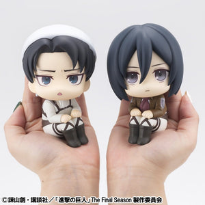 [PREORDINE] Attack on Titan Statuette Look Up: Levi Cleaning Ver. & Mikasa 11 cm - Megahouse - Statue