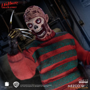 [PREORDINE] Action Figure Nightmare on Elm Street 1/12 Freddy Krueger 17 cm - Mezco Toys - Action figures