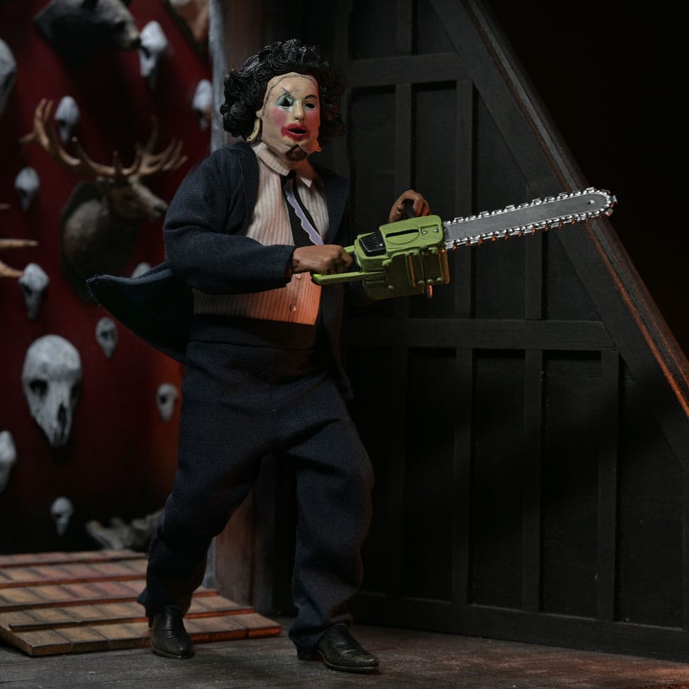 [PREORDINE] Texas Chainsaw Massacre Action Figure Leatherface Pretty Woman 20 cm - NECA - Action figures