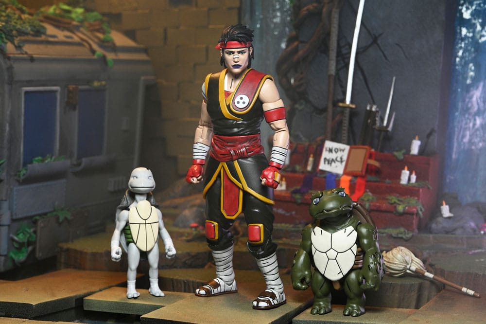 [PREORDINE] Teenage Mutant Ninja Turtles: The Last Ronin - Action Figure Ultimate Casey Marie con Baby Odyn & Uno 17 cm - NECA - Action figures